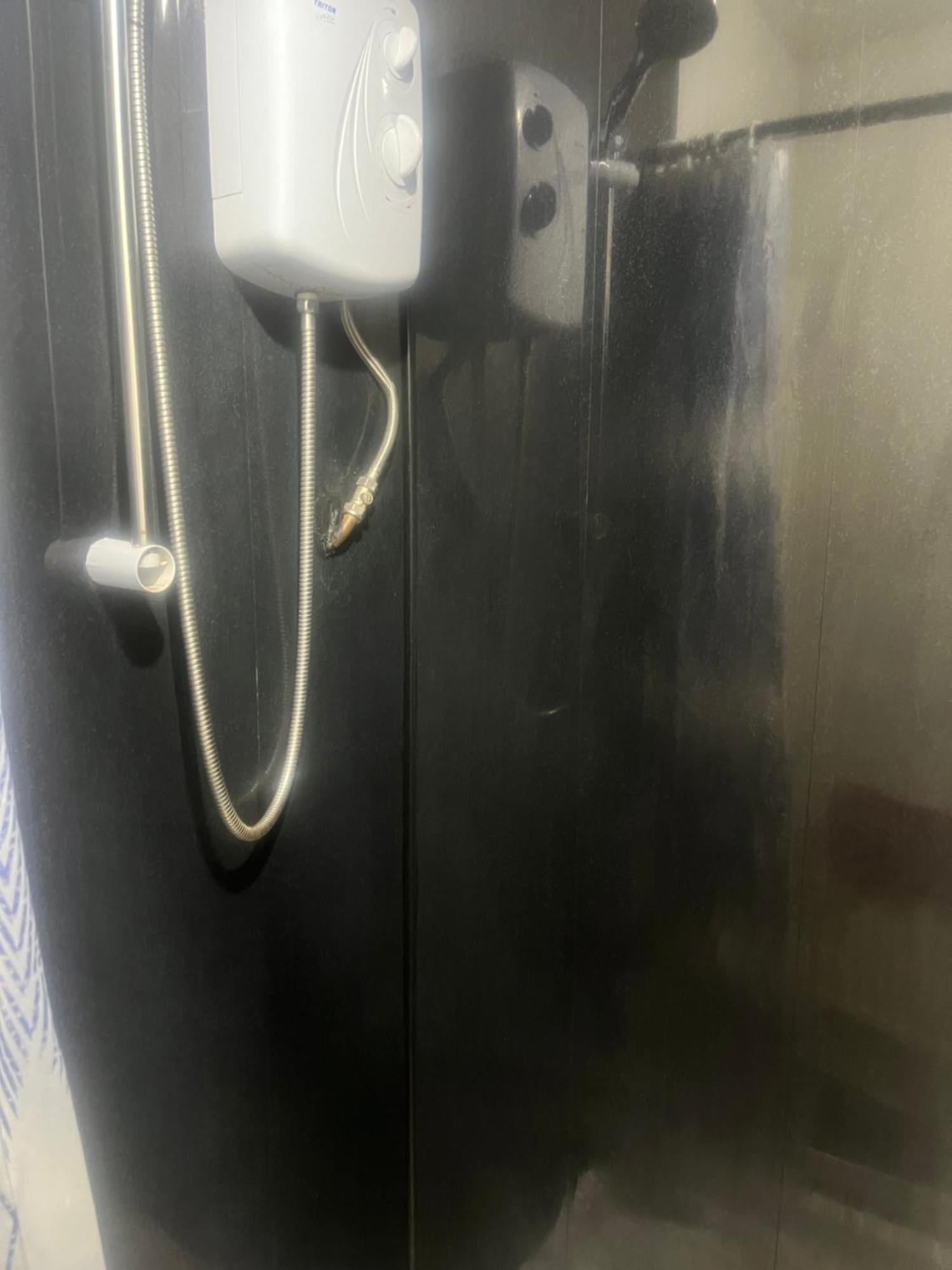 Simple Inn Wakefield Εξωτερικό φωτογραφία